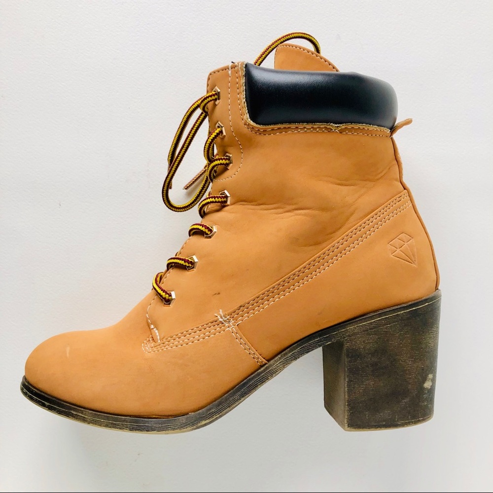 Work boot heel